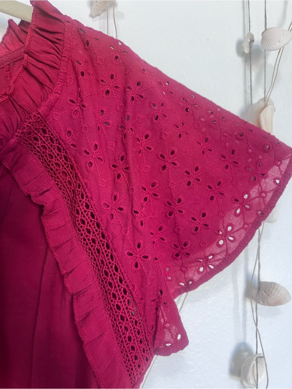 Notations Burgundy Eyelet Flutter Sleeve Tie Neck Blouse Size L - Picture 2 of 6